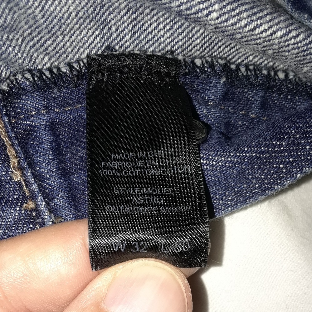 Jeans - Picture 2 of 5